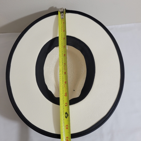 New Beautiful Embroidered Hat - Picture 14 of 14